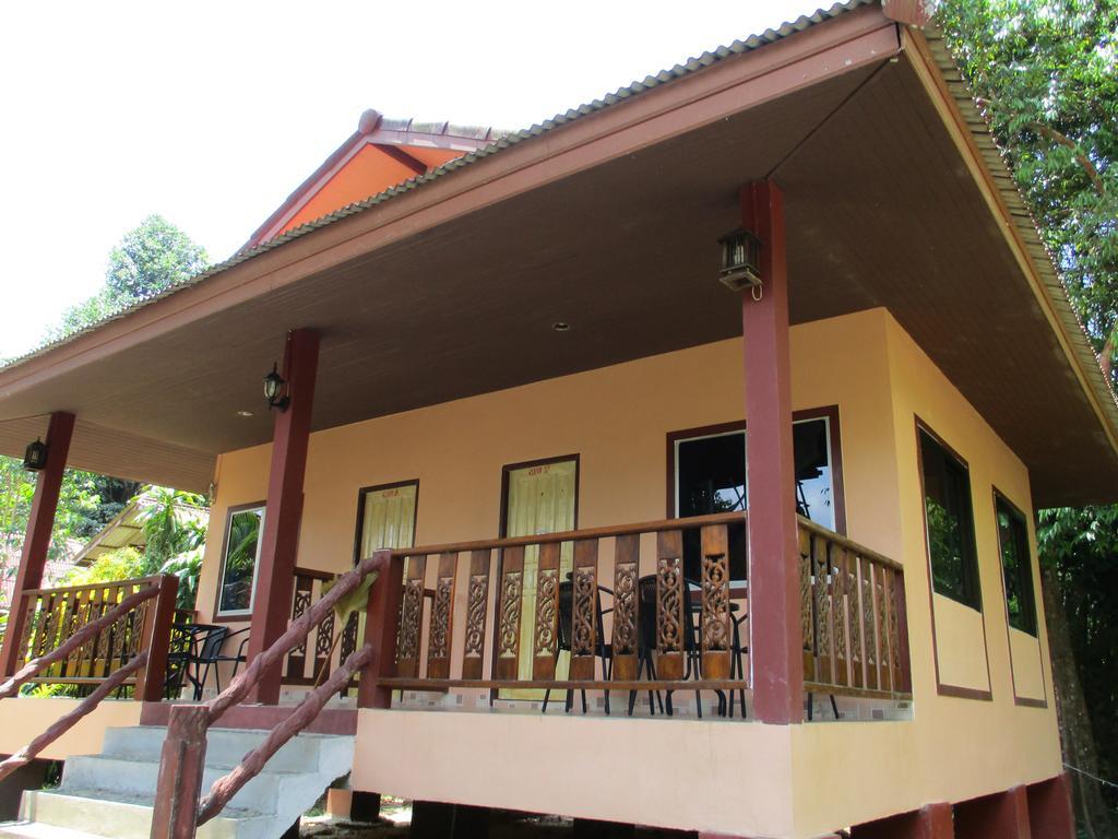 Khaosok Island Resort Khao Sok National Park Экстерьер фото