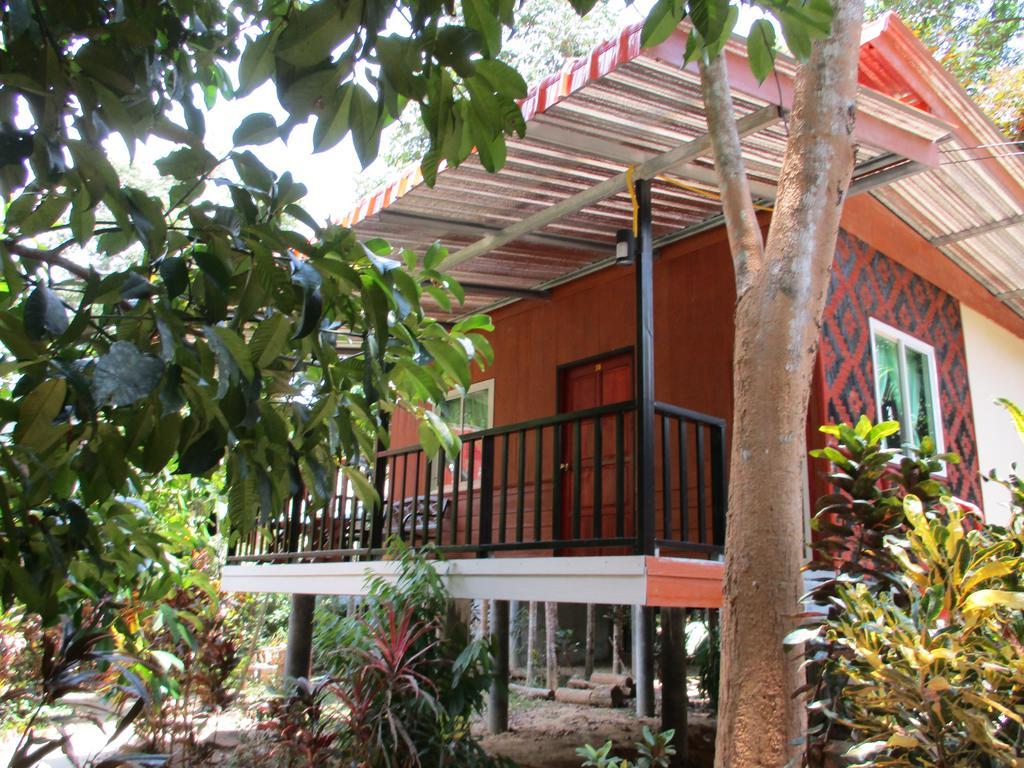 Khaosok Island Resort Khao Sok National Park Экстерьер фото