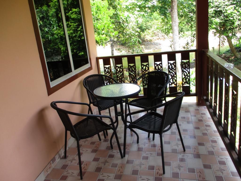 Khaosok Island Resort Khao Sok National Park Экстерьер фото